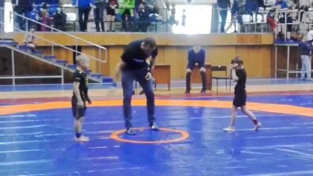 красавчик....вольная борьба .дети