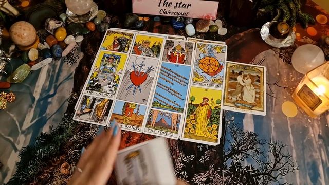 ? messages just for you! pick a card tarot, timeless ✨️