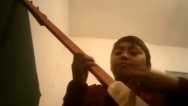 Апакем Кайда мен Кайда чыгармасын жандуу ун менен