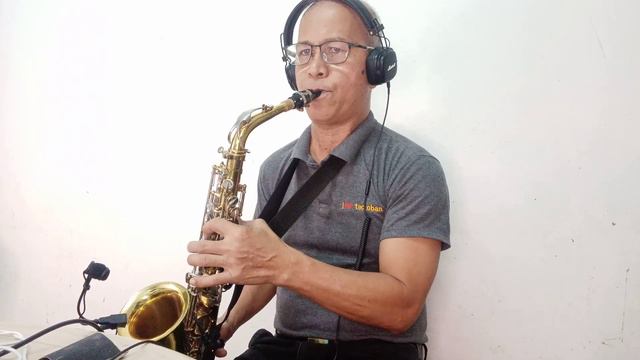 Versace On The Floor ( Bruno Mars ) Saxophone Cover