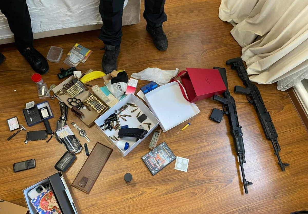 Троих жителей Ставрополья поймали на кражах и хранении оружия