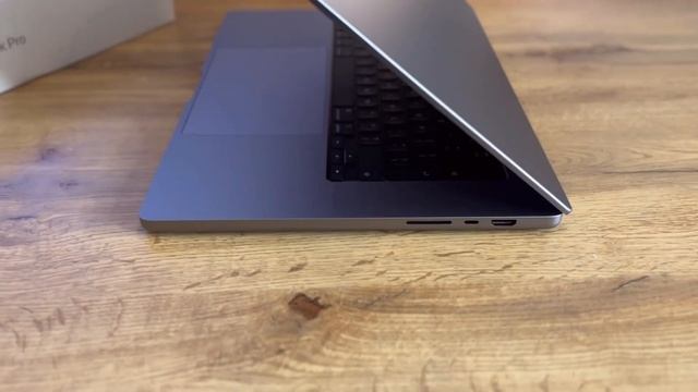 MacBook M2 Pro 16 Inch Unboxing - Should You Buy It?