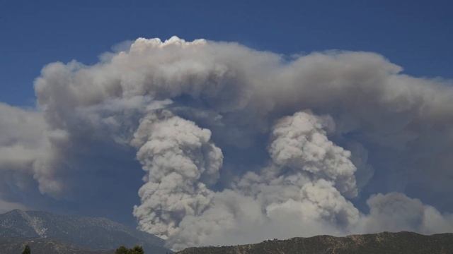 Time-lapse video of the Apple Fire August 1, 2020