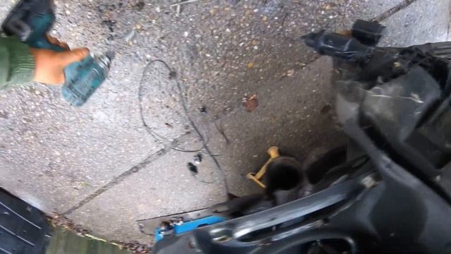 How to remove front radiator JaguarКак снять передний радиатор Ягуар