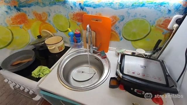 ЖАРИМ НЕ ПО-ДЕТСКИ В АНАПЕ МЯСО И КАРТОШКУ