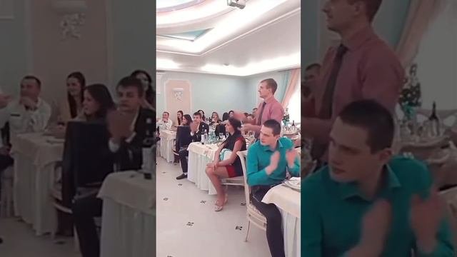 Сестра поёт брату на свадьбе!