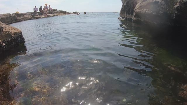 Дикие пляжи Крымского полуострова.