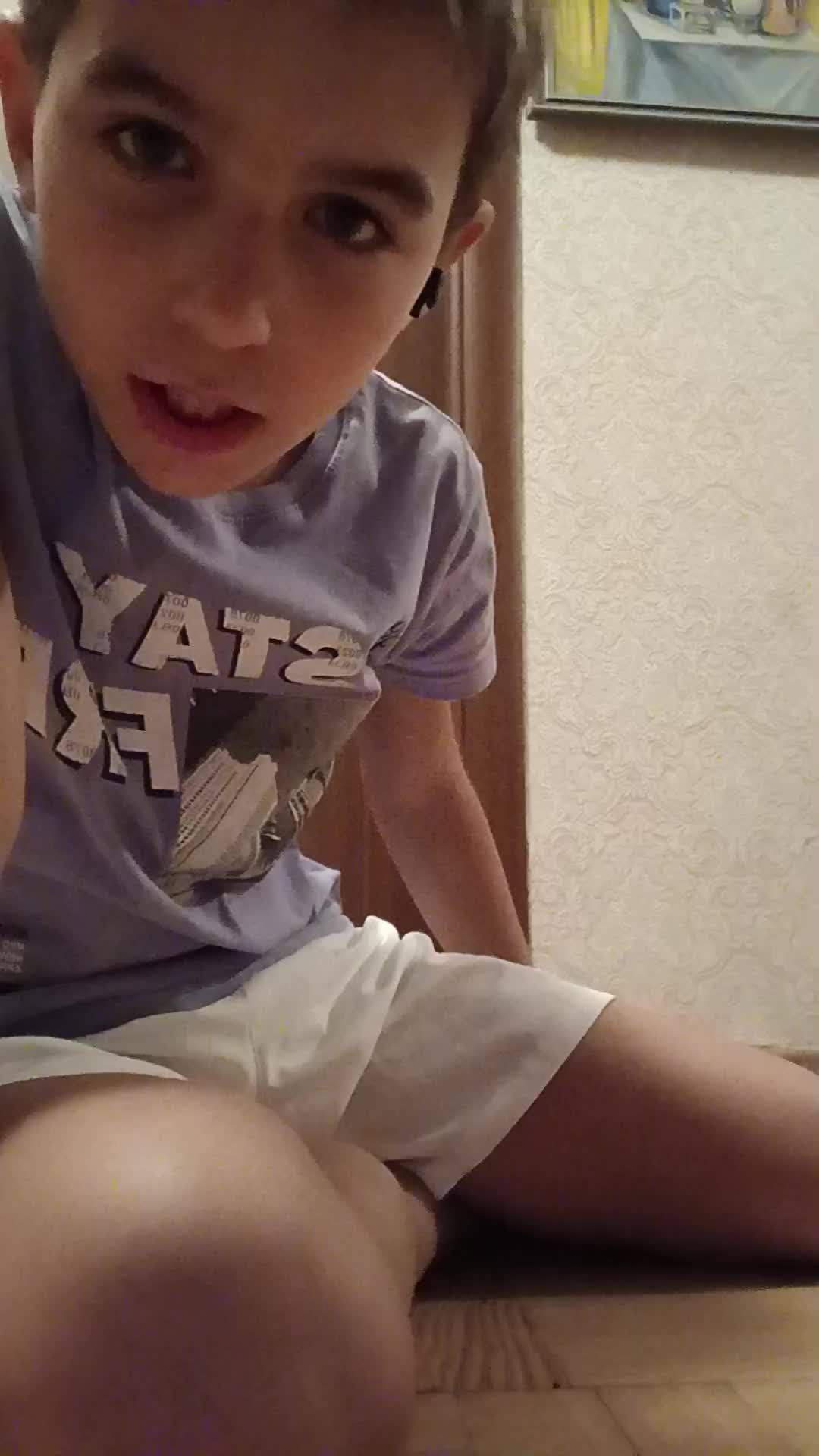 п