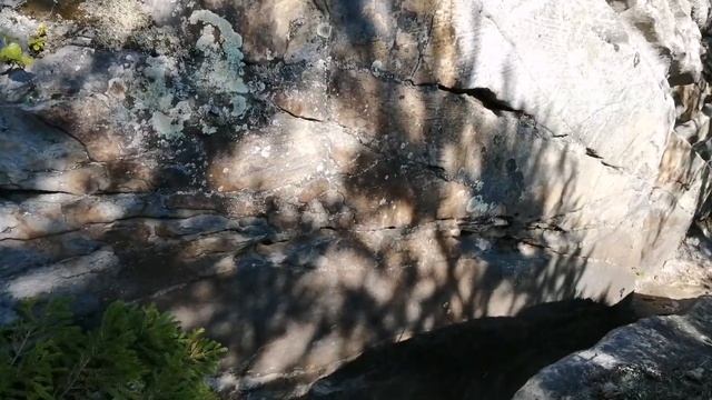 Шумихинские скалы. Полигональная кладка.