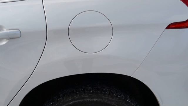 АВТОМОБИЛИ. PEUGEOT 2008 1.6 2015 SUV УДАЧНЫЙ МИНИКРОССОВЕР!
