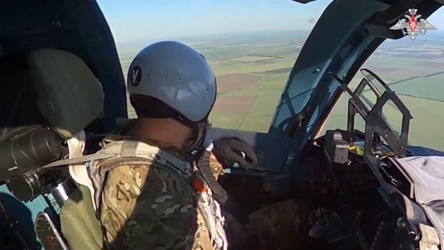 Русские пилоты передают очередную партию гуманитарки для ВСУ