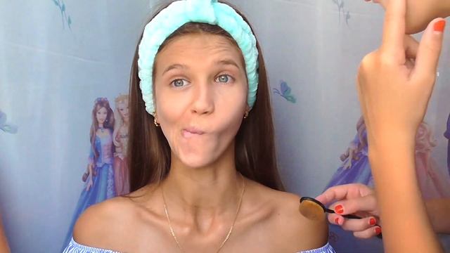 МЛАДШИЕ СЕСТРЫ ДЕЛАЮТ МЕЙКАП //МСТЯТ МНЕ?!