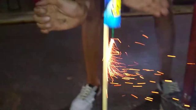 Caña Clavel del Aire Flash (Año Nuevo 2022) -luki-