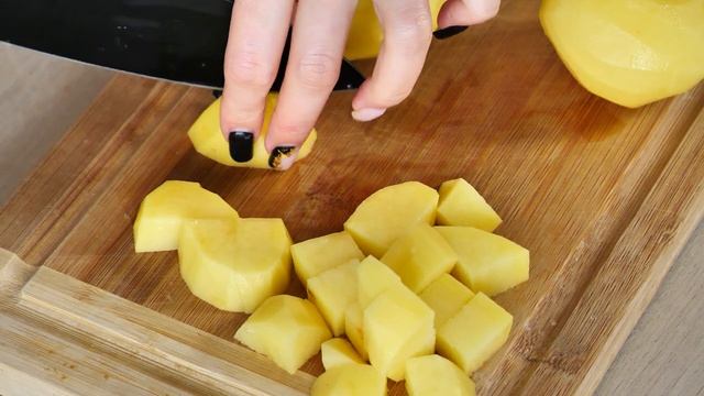 I cook 3 times a week and I want more! Delicious and healthy soup recipe!