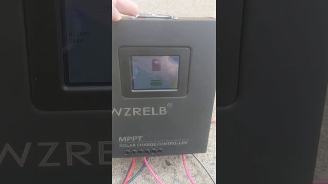 WZRELB 40 amp MPPT solar charge controller