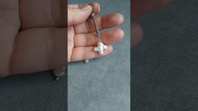 серьги из серебра и меди с жемчугом Кресты