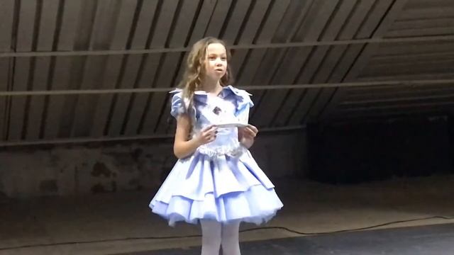 Пучкина Даша "Я мечтала о морях и кораллах".