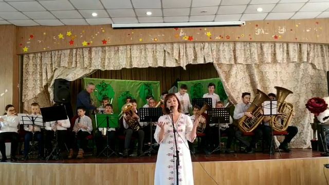 Тимкина Надежда Николаевна и духовой оркестр школы искусств номер семь Новосибирск