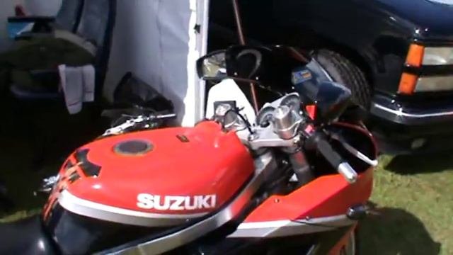 Suzuki Gsx-r 1100 90'  On Drag-strip Drachten (the Netherlands)