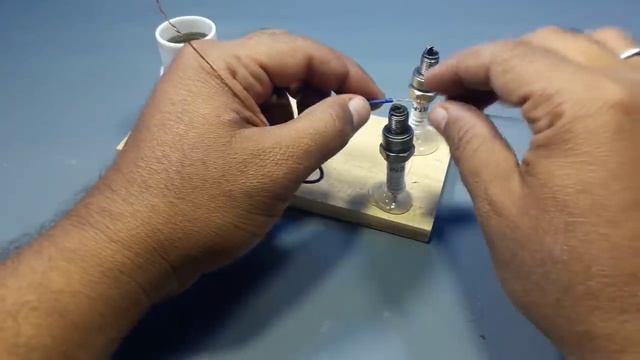 Wireless Free Energy Device for Lights _ DIY Science Experiments