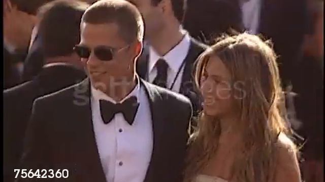 (2004) Brad Pitt Jennifer Aniston at the Emmy Awards Arrival
