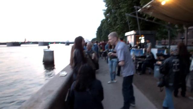 Музыканты на дворцовой набережной