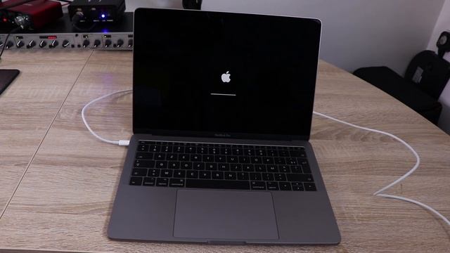 Apple MacBook 13 [Unboxing]