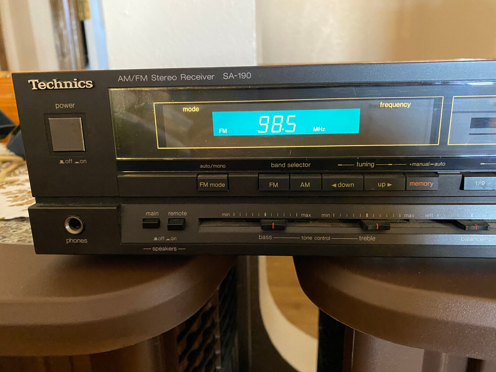 Technics SA-190 - Винтажная 2-канальная AM FM стереосистема с аудиовходом-Япония-1986-1987-год.