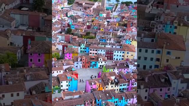 🇮🇹 Разноцветные дома острова Бурано в Италии.
