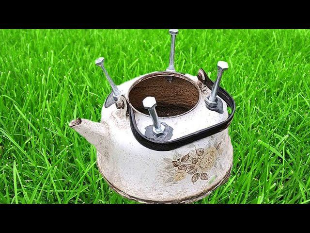 This guy surprised me with his invention made from an old kettle and a refrigerator grill
