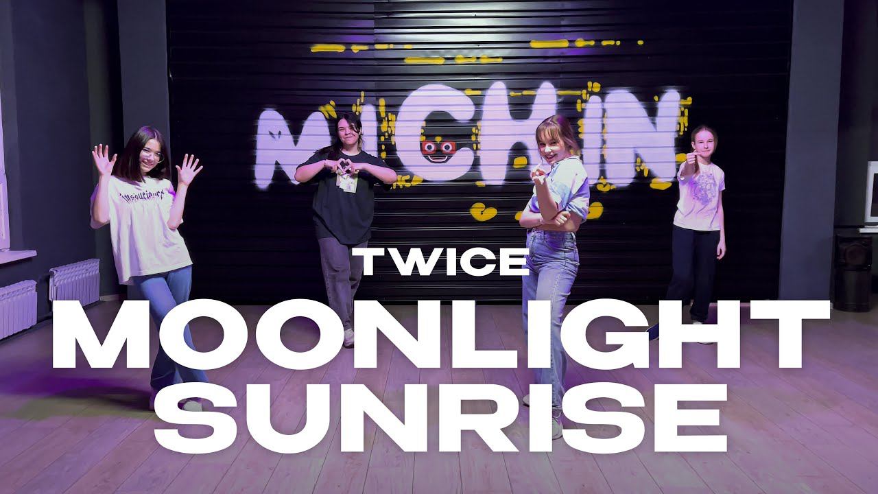 MOONLIGHT SUNRISE — TWICE | K-POP Random [MICHIN dance studio]