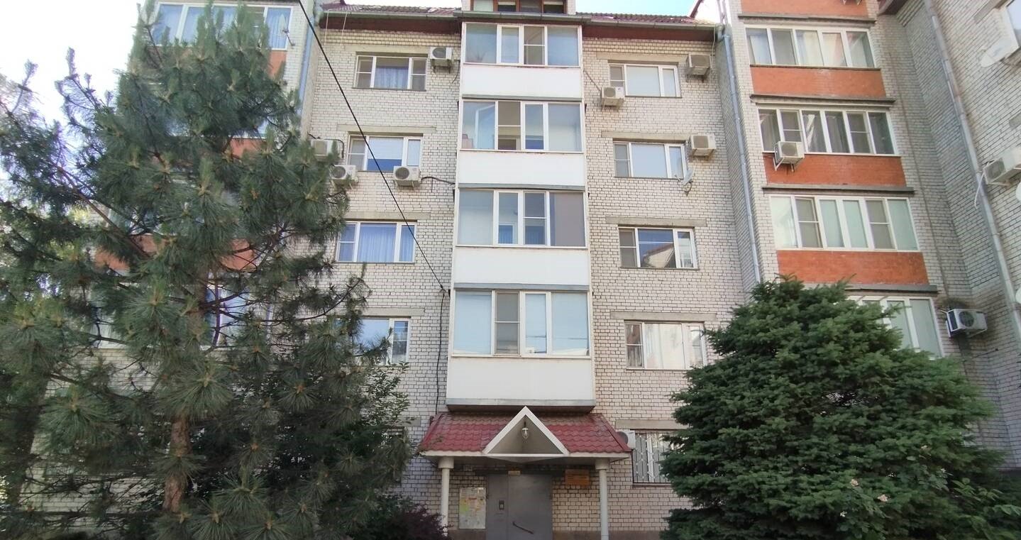 Отличная, просторная, двухкомнатная квартира с отличным ремонтом в центре города Краснодар