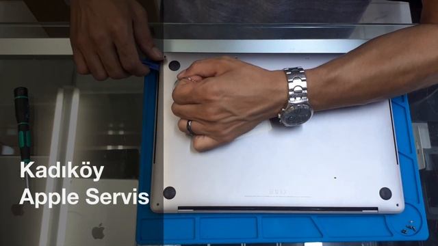 MacBook Pro 13inç A1989 Alt Kapak Nasıl Sökülür ANLATIMLI (Ev ve İş Yerlerinize yerinde servis)
