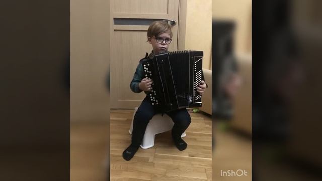 Миша 4 класс баян