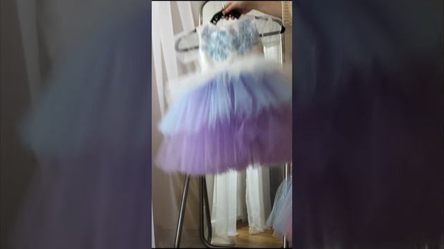 Нарядное платье на девочку с вышивкой