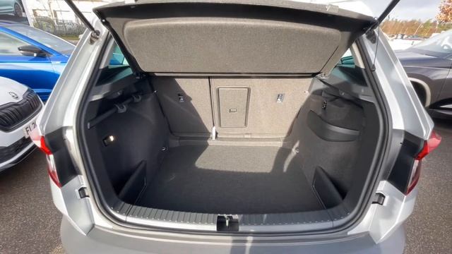 SKODA Karoq SUV 1.0 TSI (116ps) SE Technology  AF70SZT