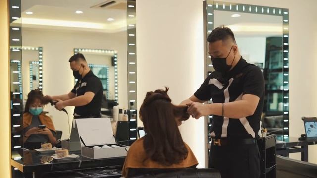 MOMTZ X Balmain Hair Couture