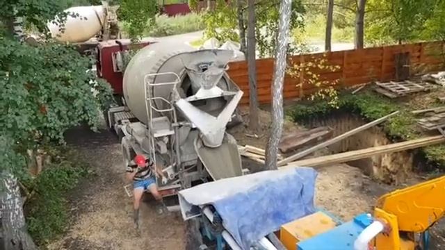 Таскино Красноярск Заливка перекрытия Бетононасосом  и Красбетоном т.2-090-777