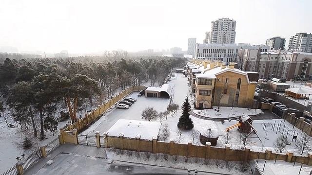 Екатеринбург продажа 4комнатной квартиры 4 спальникабинет рядом парком Зелёная  Роща.