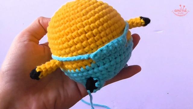 #158 | Amigurumi Minion Free Pattern (2/2) | How To Crochet Amigurumi Characters | @AmivuiStudio