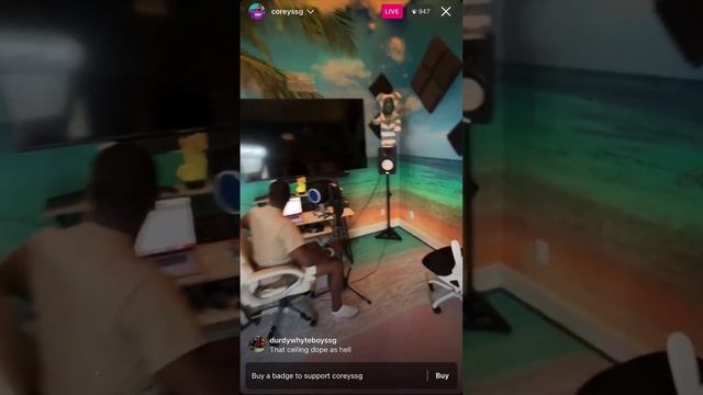 Corey H0rny Ass Applies Pressure On Carmen Early In The Morning On InstagramLive (26/03/23)