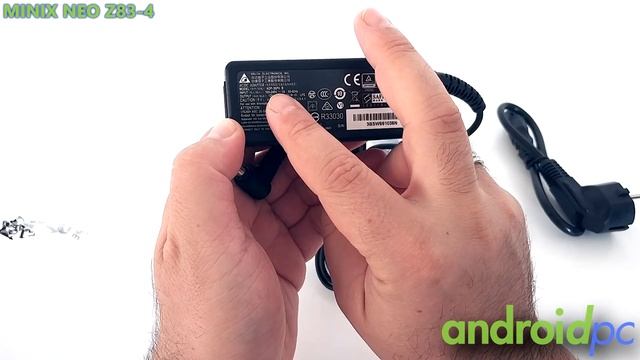 Unboxing: MINIX NEO Z83-4 un nuevo miniPC pasivo compacto