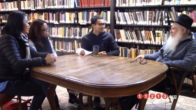 Chinese Tour Group: What's the difference between Judaism and Taoism, Buddhism, Hinduism?