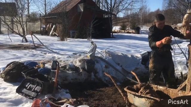 И снова плывун. Вопрос с водоснабжением закрыт.