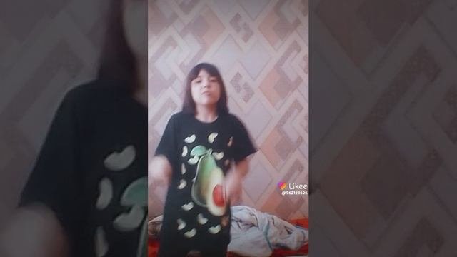 Like_7186868319545319556.mp4