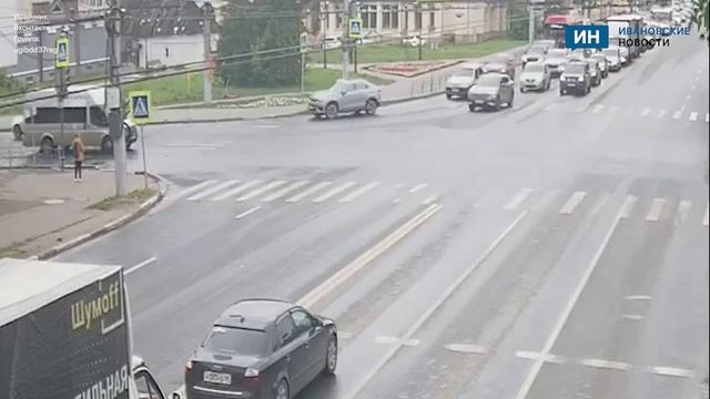 В Иванове запечатлели опасный маневр водителя