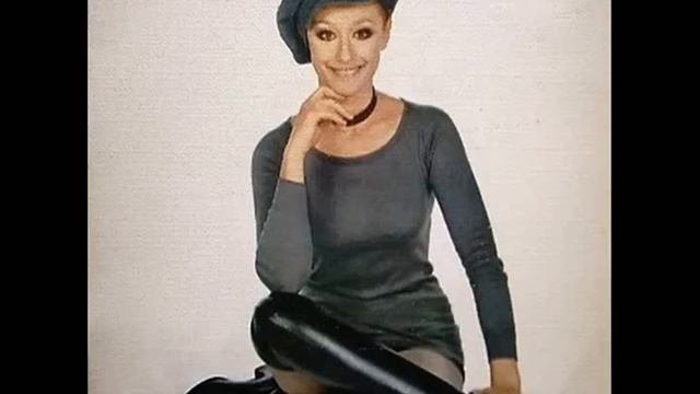 Raffaella Carra - Chissa Chi Sei Senior Citizens Mix