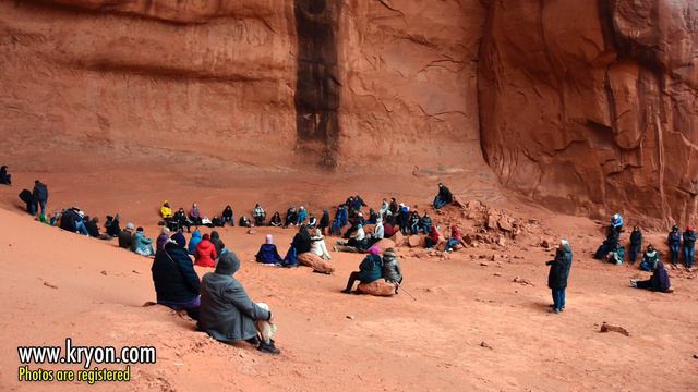 Monument Valley MV 4 - The Four Directions – at the Hogan - YOUTUBE 2019-016