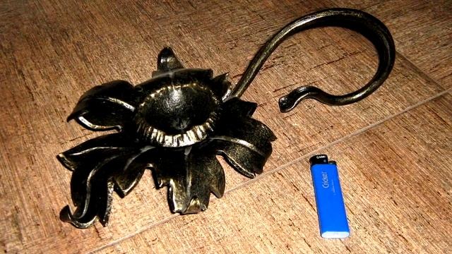 Маленькие подсвечники с коваными листьями дизайн подставки для 1 свечи