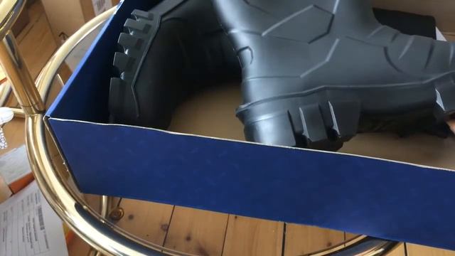 Мужские резиновые сапоги